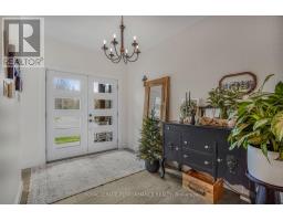 Family room - 1560 Sandy Hill Road, Champlain, ON K6A2R2 Photo 6