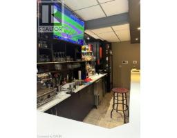 4736 Valley Way, Niagara Falls, ON L2E1W1 Photo 6