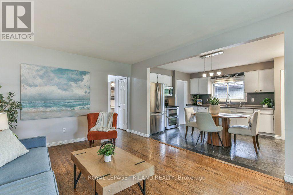 15 TALAVERA CRESCENT - 20