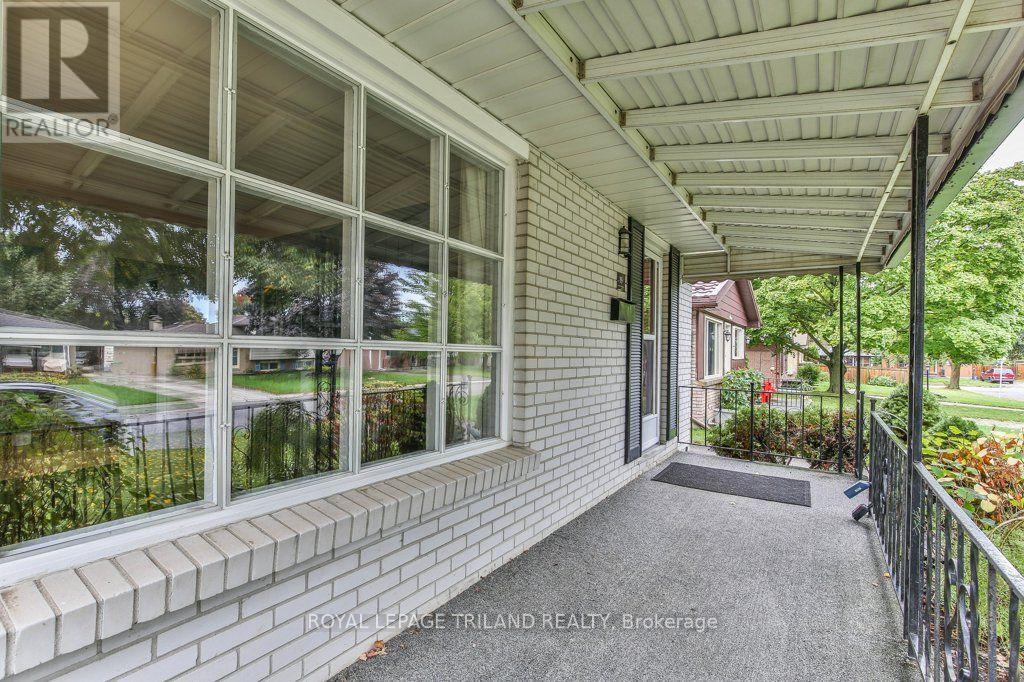 15 TALAVERA CRESCENT - 6