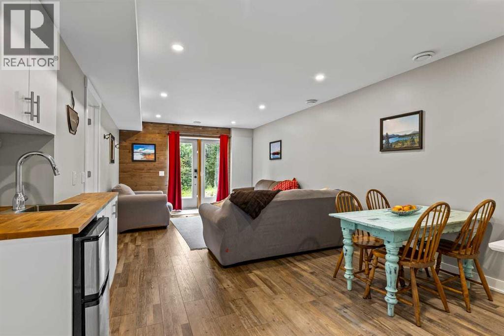 352056 Pine Ridge Drive W - 29