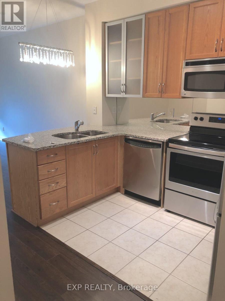 Photo of 18 Yorkville Avenue