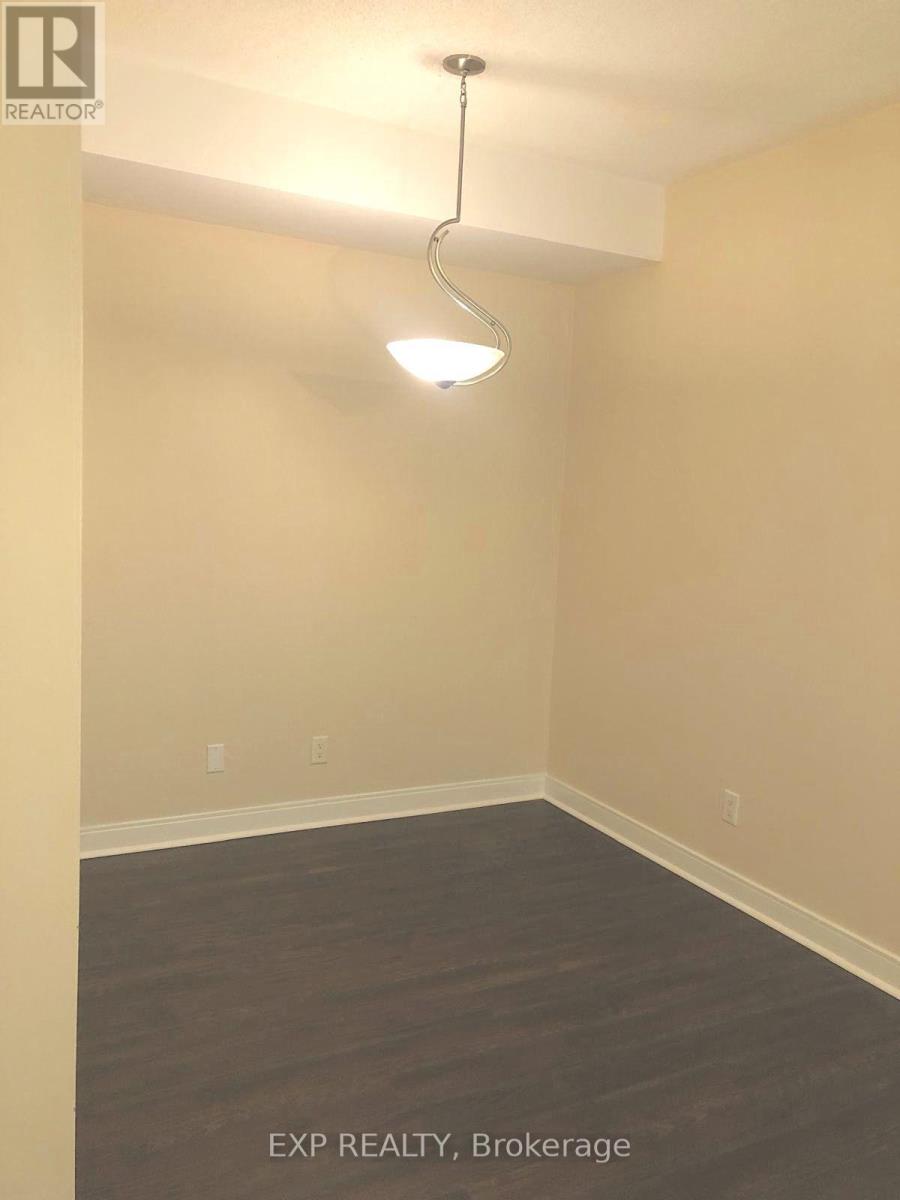 18 Yorkville Avenue — photo 7
