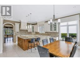 Dining room - 5 River Stone Court, East Gwillimbury, ON L0G1V0 Photo 15