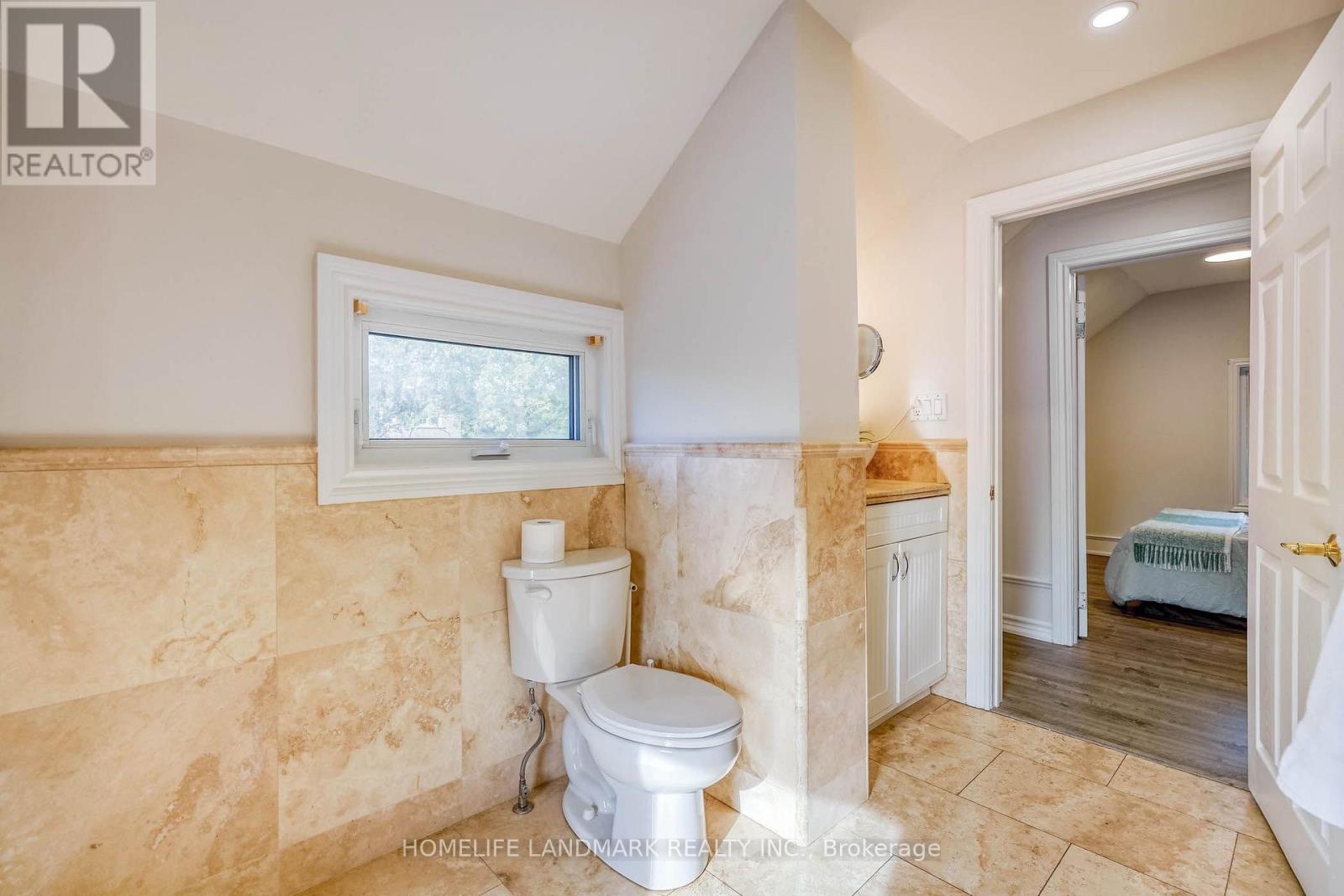 115 CROSBY AVENUE - 24
