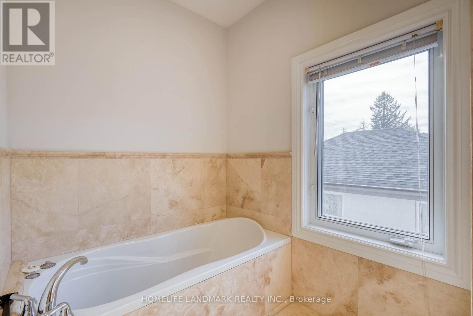 115 Crosby Avenue, Richmond Hill, ON photo 25
