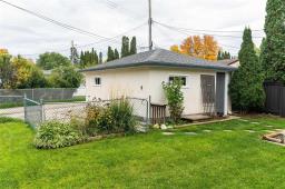 Mud room - 729 Kildonan Drive, Winnipeg, MB R2K2E6 Photo 6