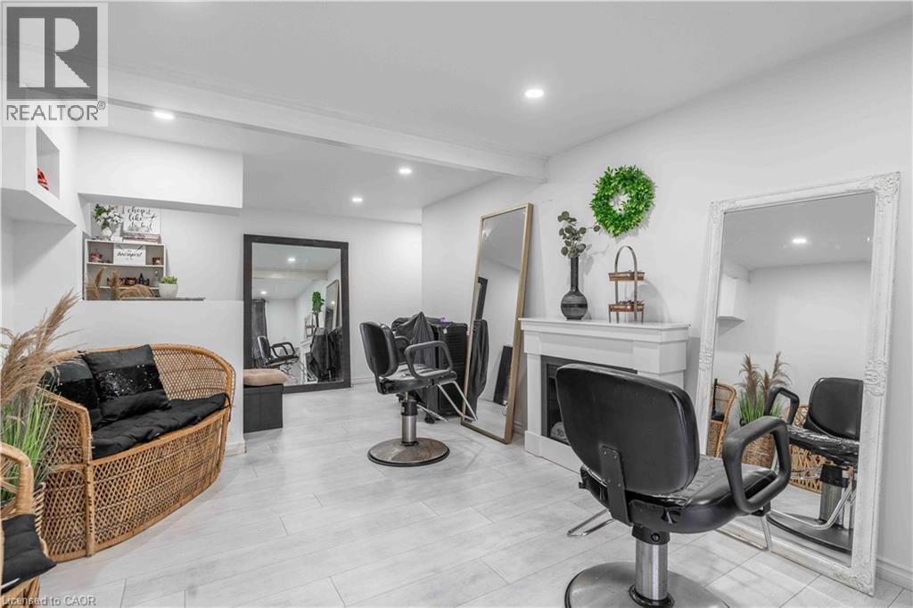 68 ABERDEEN Street - 40