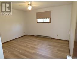32 Breton Rd, Sault Ste Marie, ON P6B5W6 Photo 13