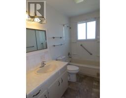 32 Breton Rd, Sault Ste Marie, ON P6B5W6 Photo 17