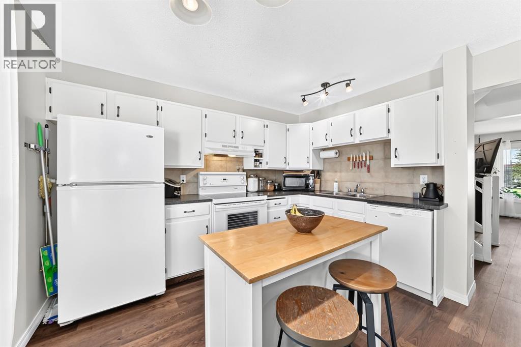 378 Midridge Drive SE - Image 11