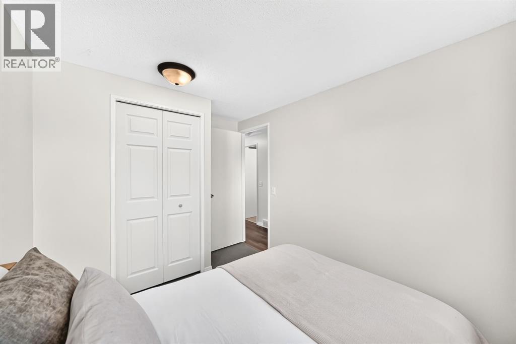 378 Midridge Drive SE - Image 26