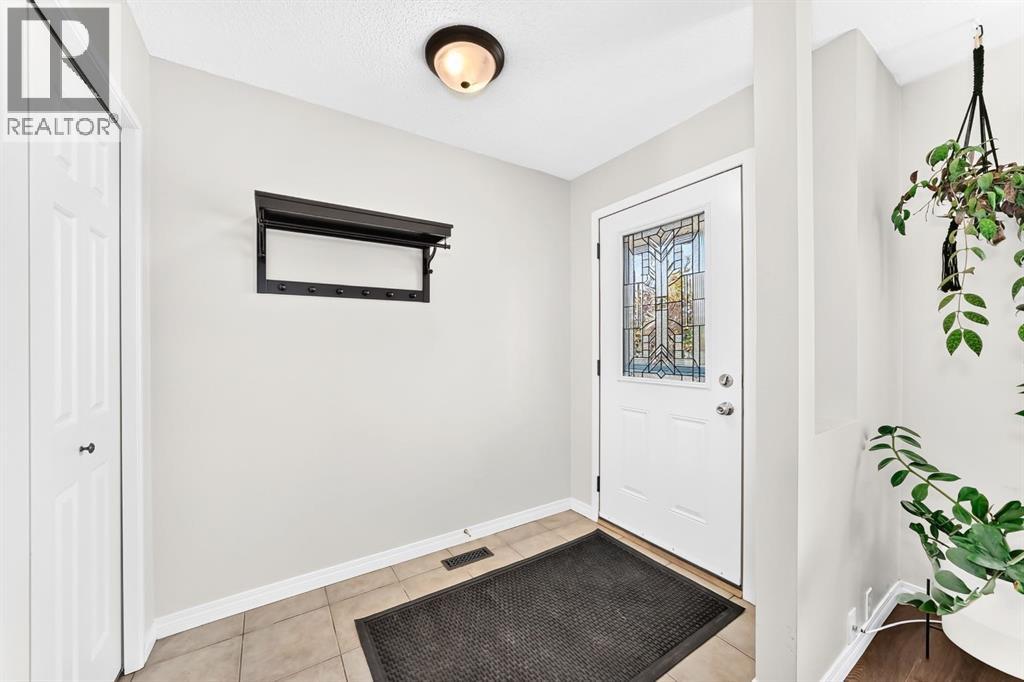 378 Midridge Drive SE - Image 4