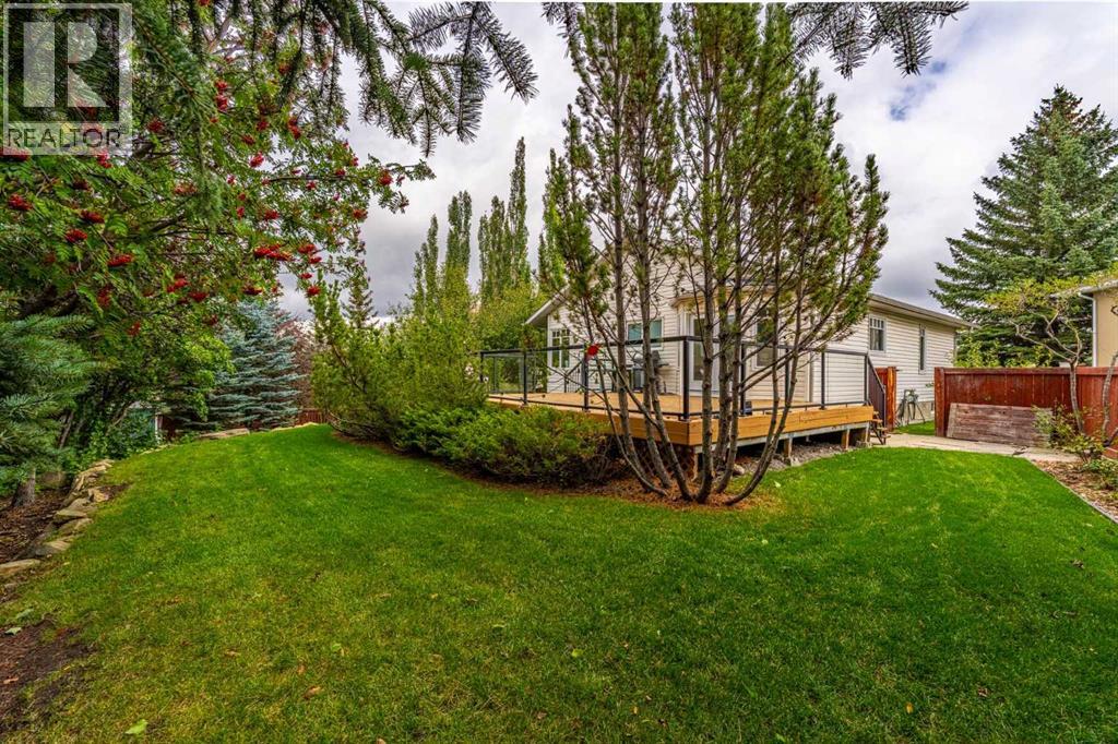 236 Edgebrook Gardens NW - 32