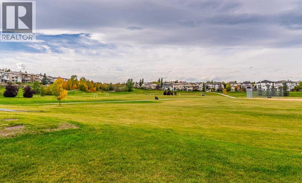 236 Edgebrook Gardens NW - 43