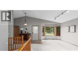 2pc Bathroom - 236 Edgebrook Gardens Nw, Calgary, AB T3A4Z9 Photo 9