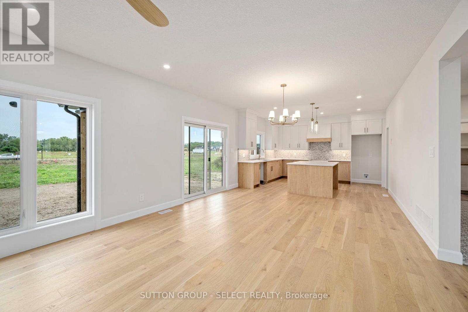 LOT 62 WOODLAND WALK - 12