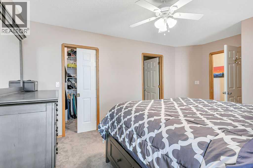 Listing photo – 124 Lamont Close, Red Deer