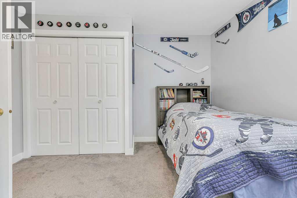 Listing photo – 124 Lamont Close, Red Deer
