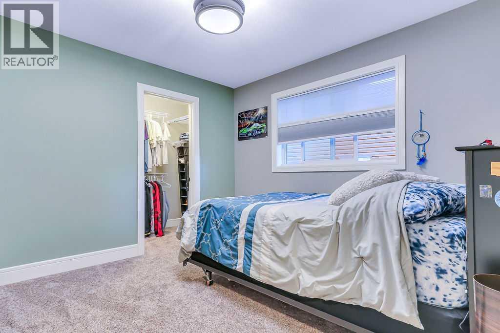 227 Livingston Close - 26