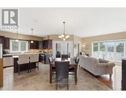 Living room - 132 Lawson Drive, Kearney, ON P0A1J0 Photo 11