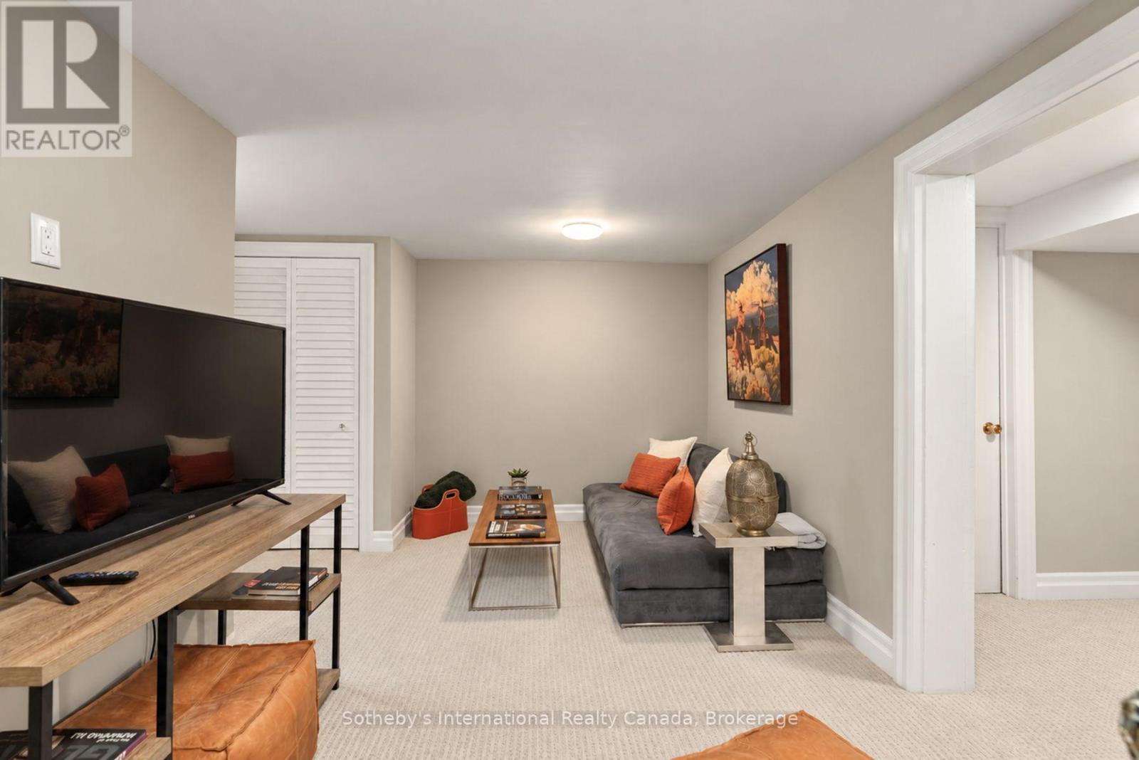 4 KING STREET - Image 34