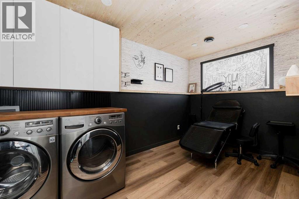 209 Ball Place - Image 24