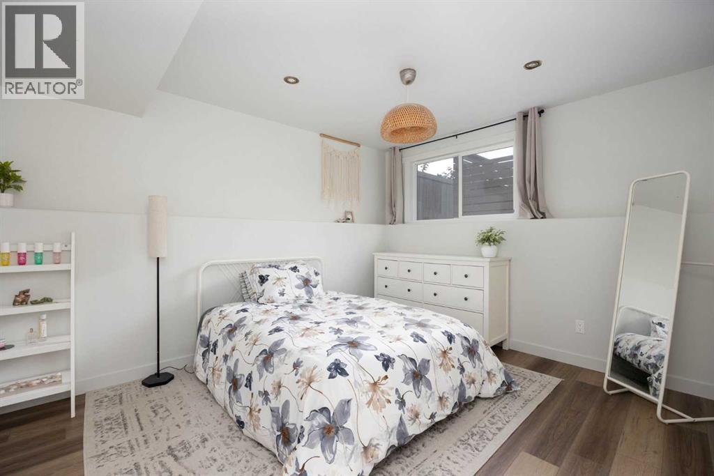 209 Ball Place - Image 29