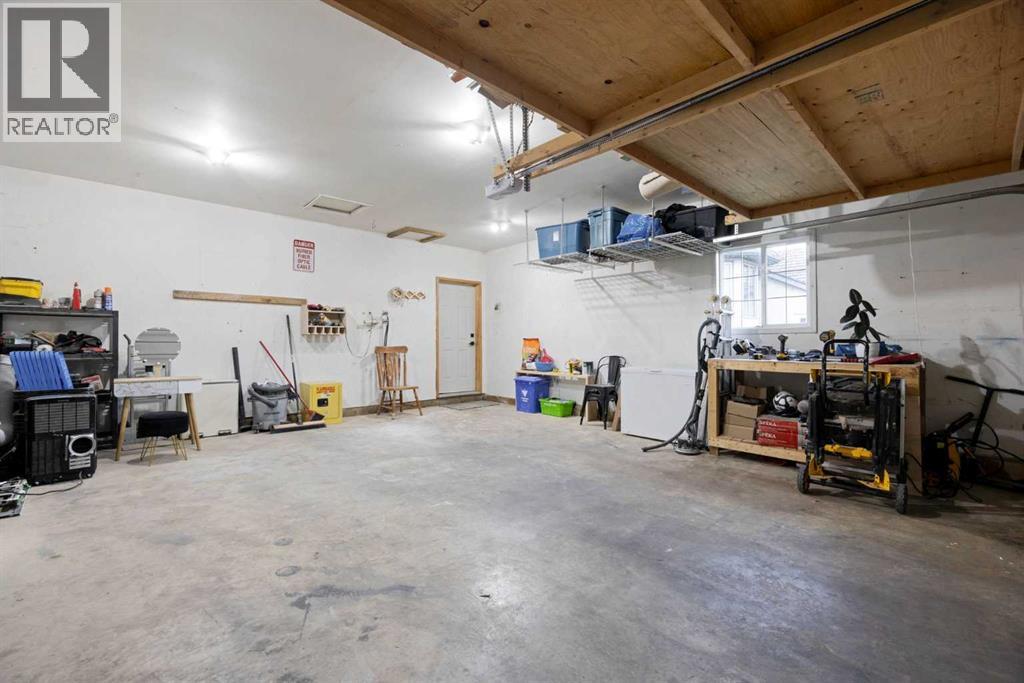 209 Ball Place - Image 37