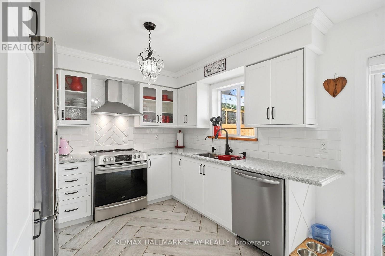427 Haines Street, New Tecumseth, ON photo 14