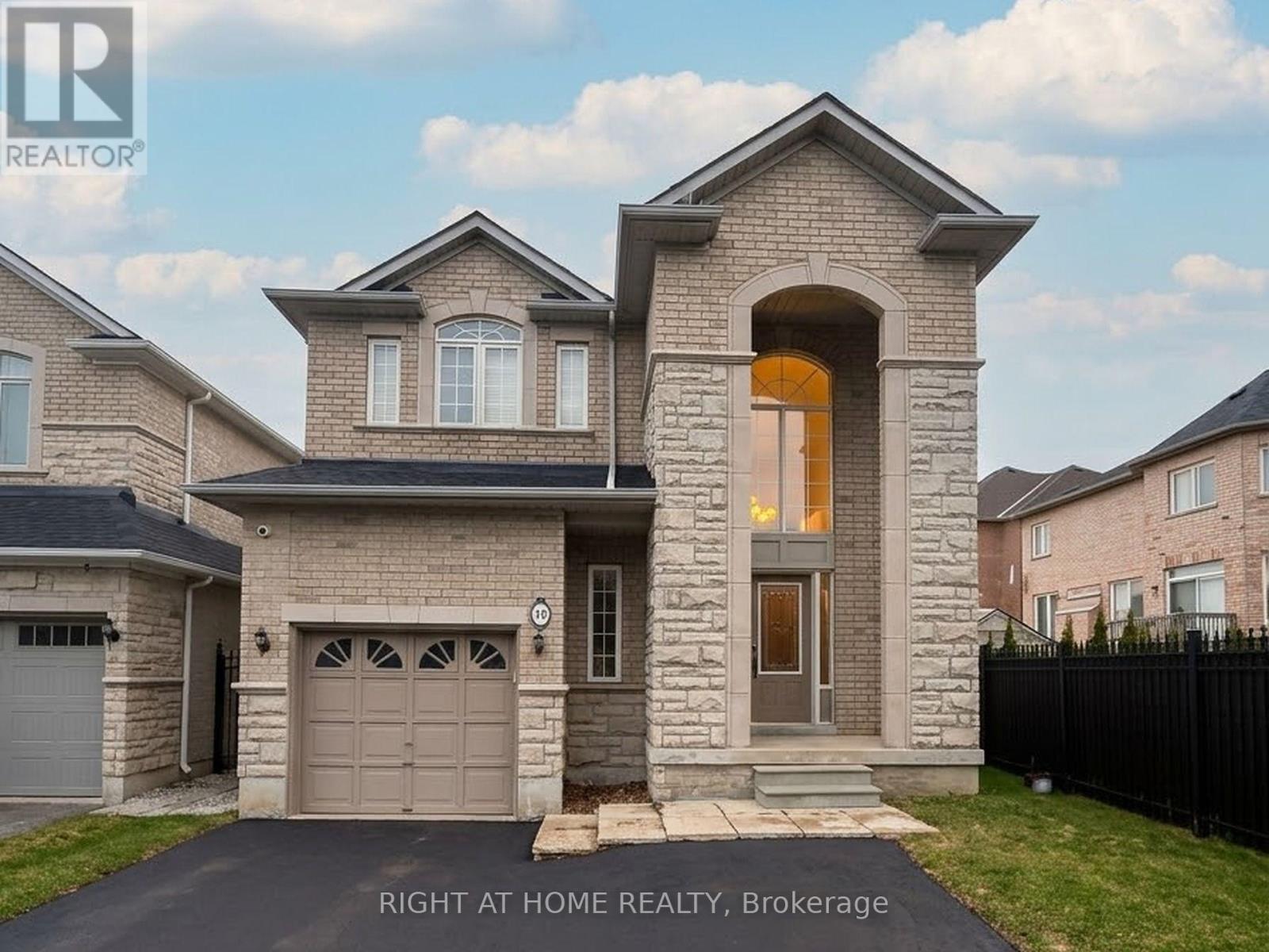 Listing photo of 10 EDELWEISS AVENUE
