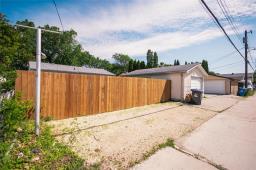 542 Rosseau Avenue W, Winnipeg, MB R2C1X8 Photo 23