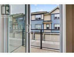 1106 Mckenzie Towne Row SE - photo 17