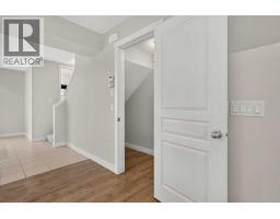 1106 Mckenzie Towne Row SE - photo 10