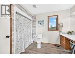 Loft - 32116 Township Rd  262, Rural Rocky View County, AB T4C2Z3 Photo 19