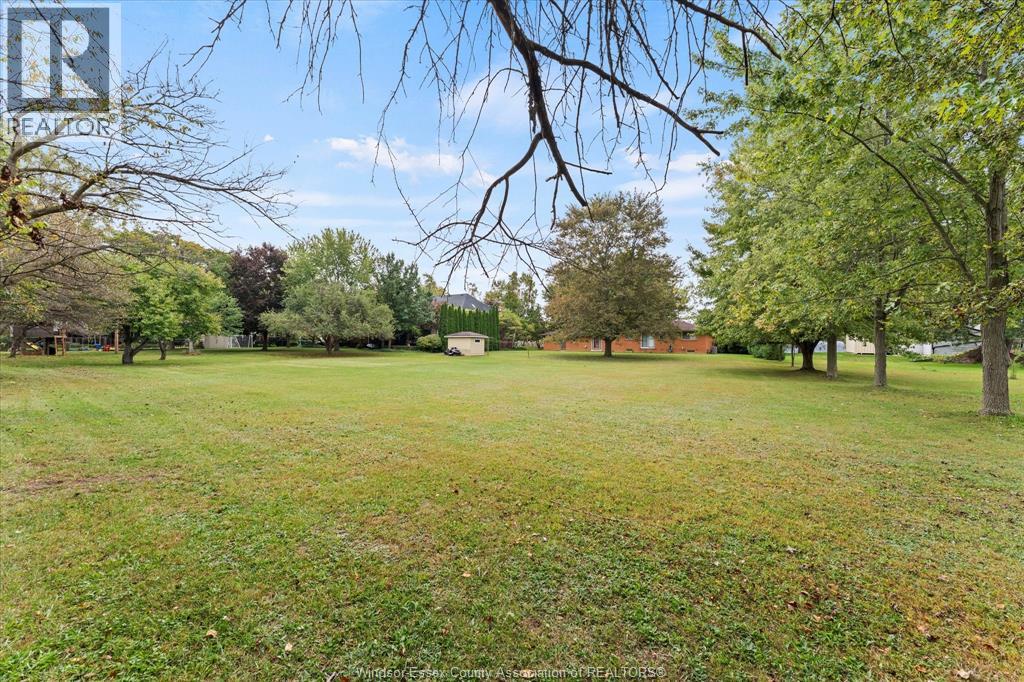8605 SNAKE LANE - 38