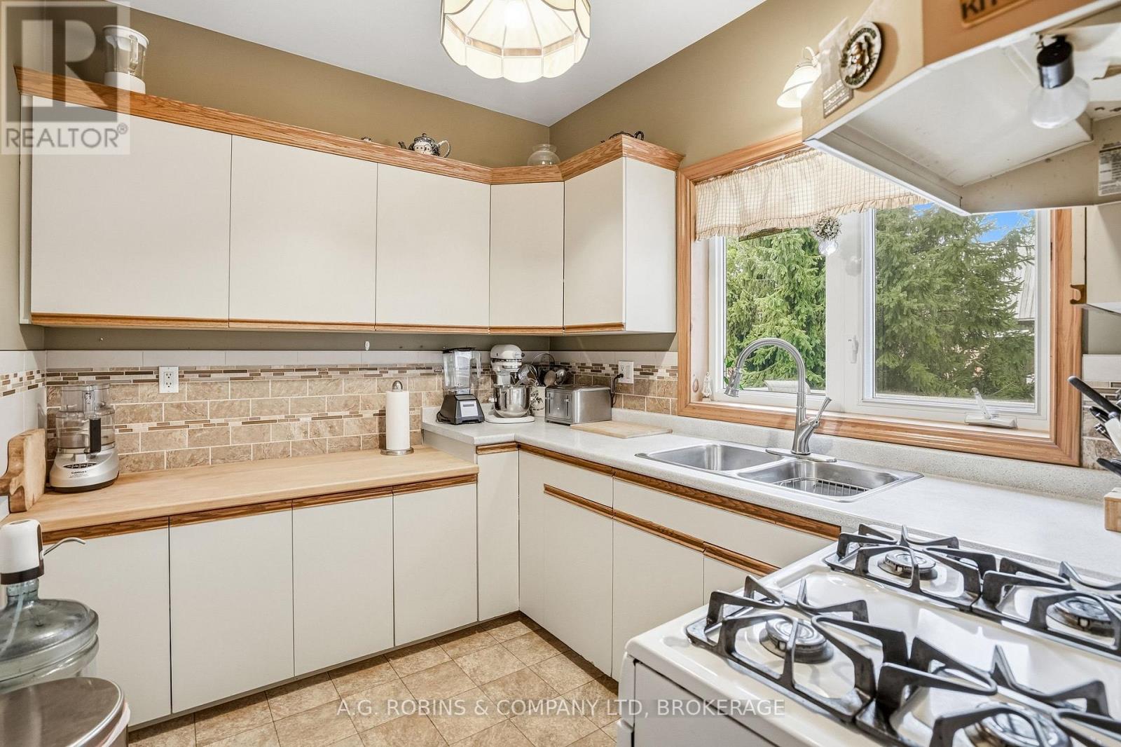 11573 3 HIGHWAY - Image 25