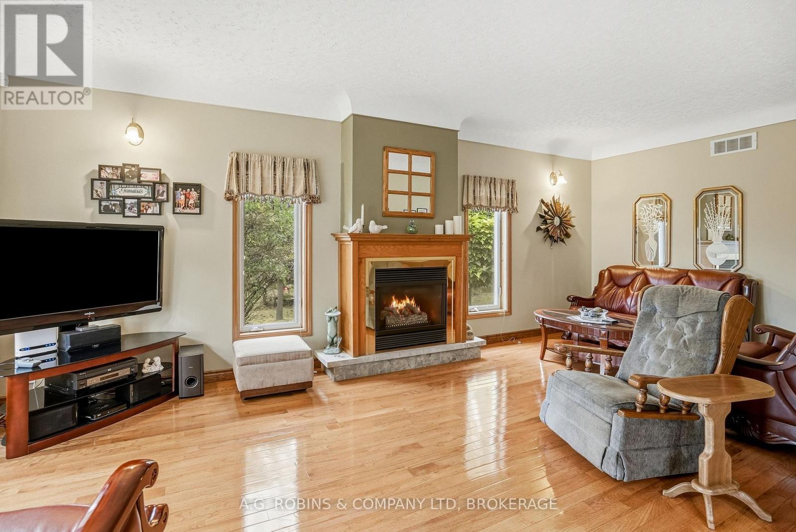 11573 3 HIGHWAY - Image 26
