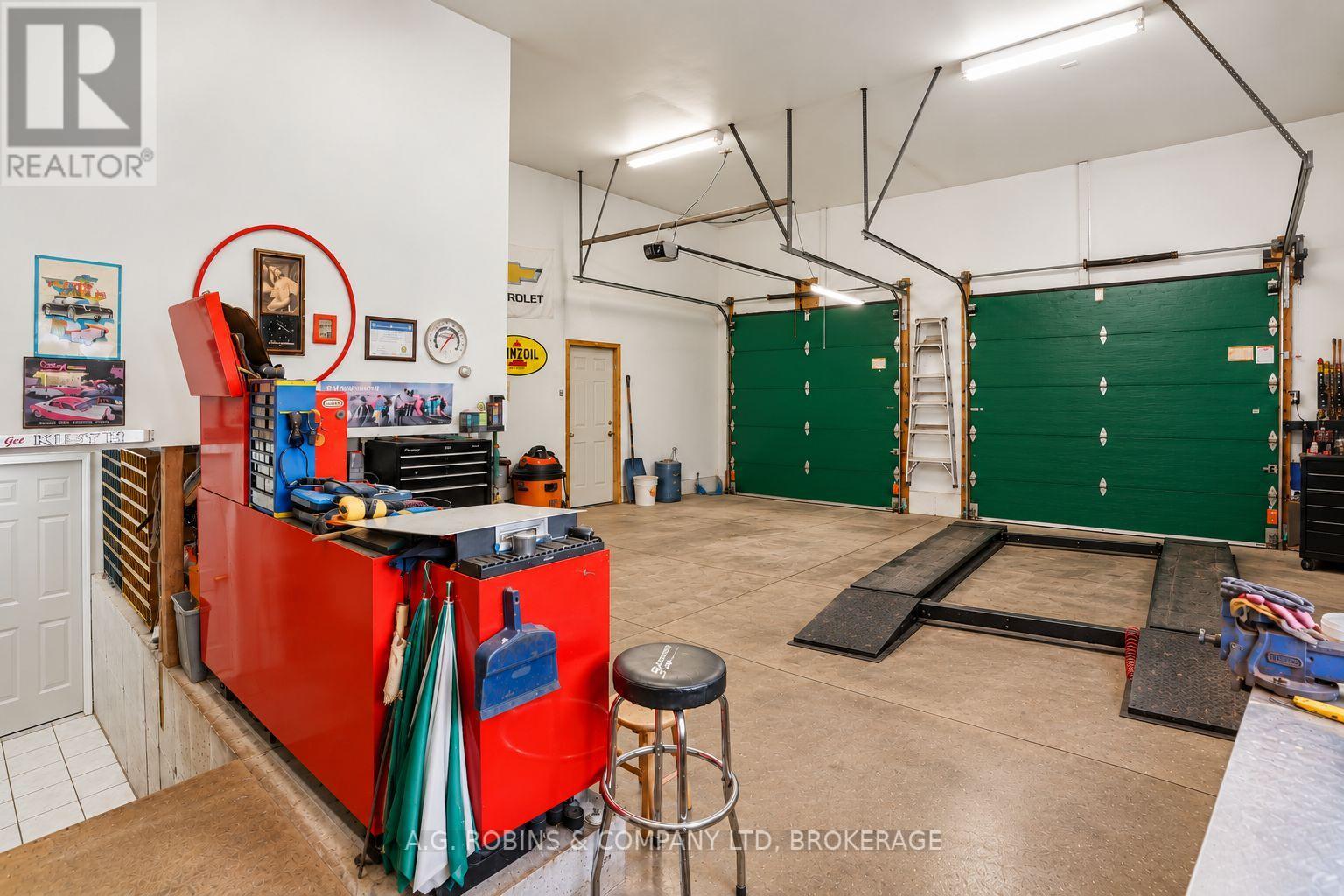 11573 3 HIGHWAY - Image 9