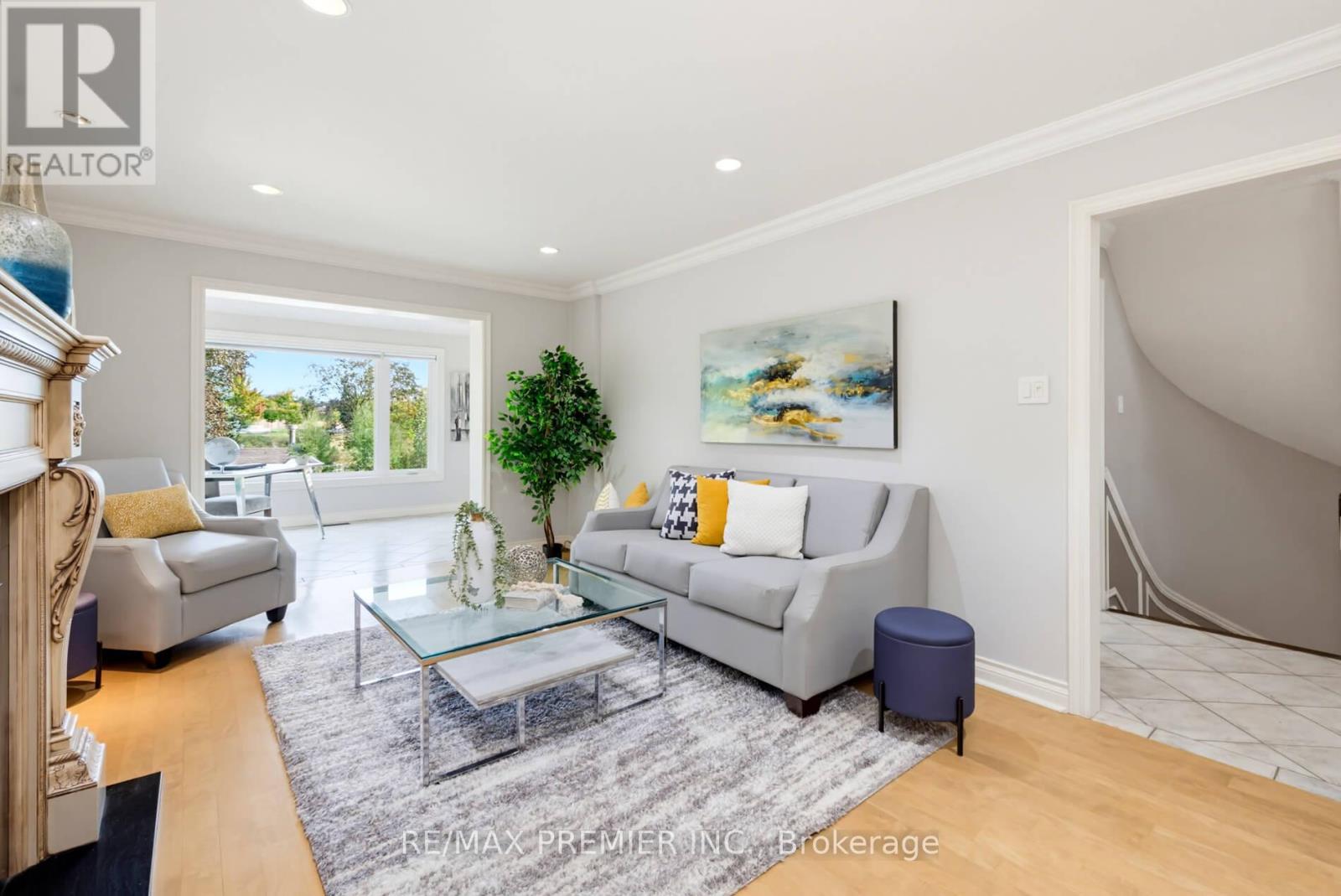 35 YELLOW PINE CRESCENT - Image 10