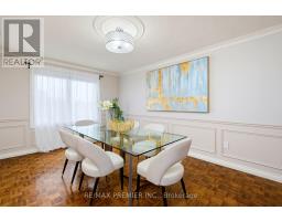 Dining room - 35 Yellow Pine Crescent, Vaughan, ON L4L3G8 Photo 7