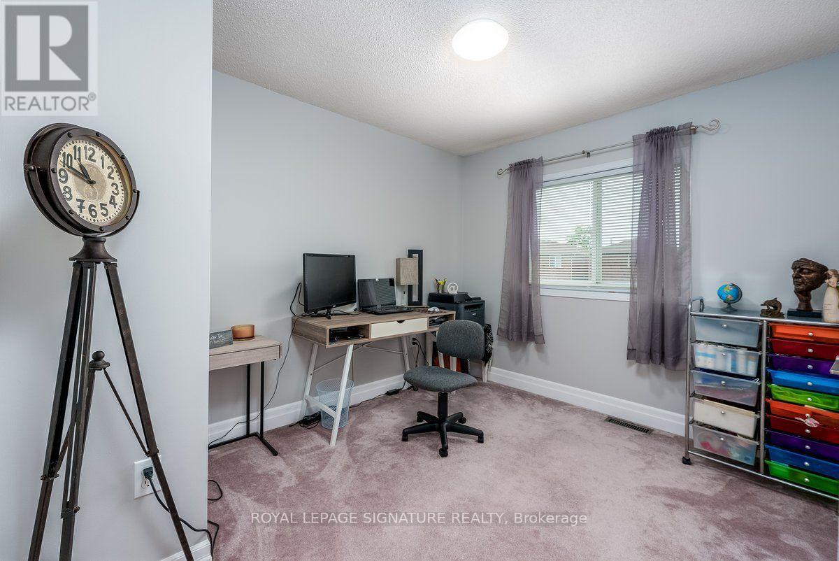 215 Turnbridge Road, Barrie photo 14