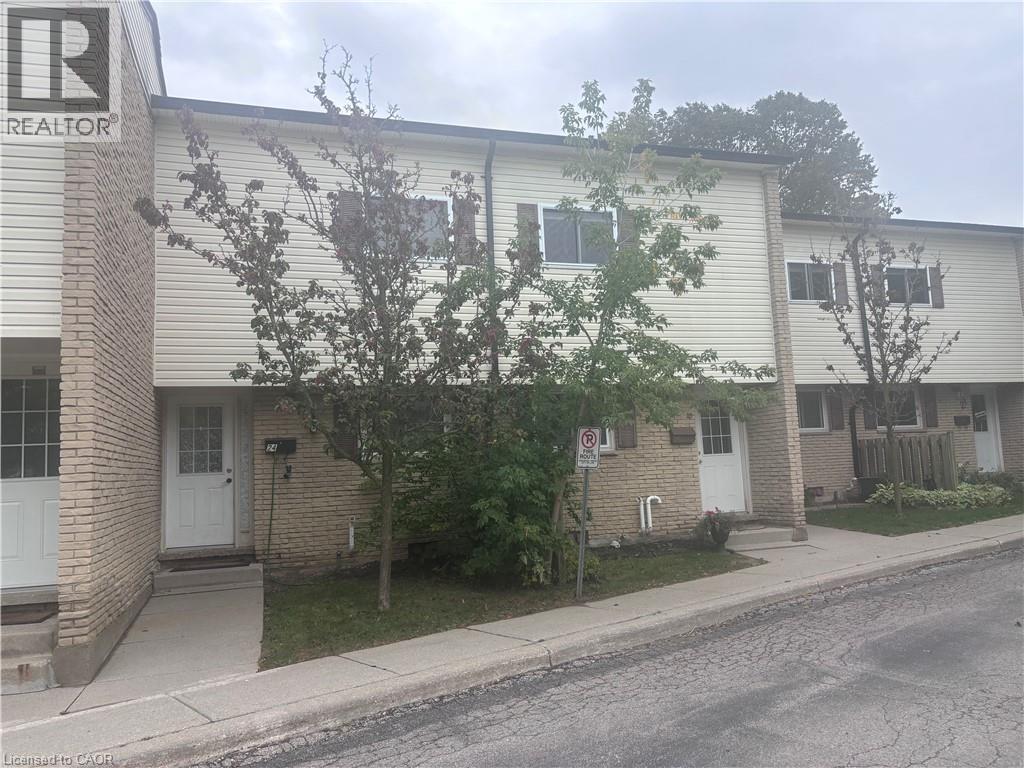 211 VERONICA Drive Unit# B24 — photo 3