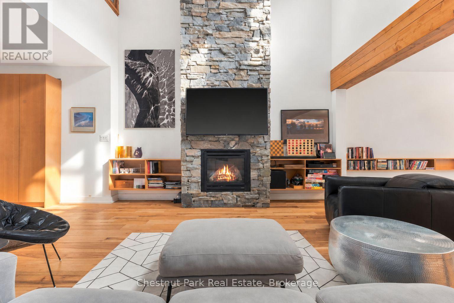 62 CARRICK TRAIL - 12