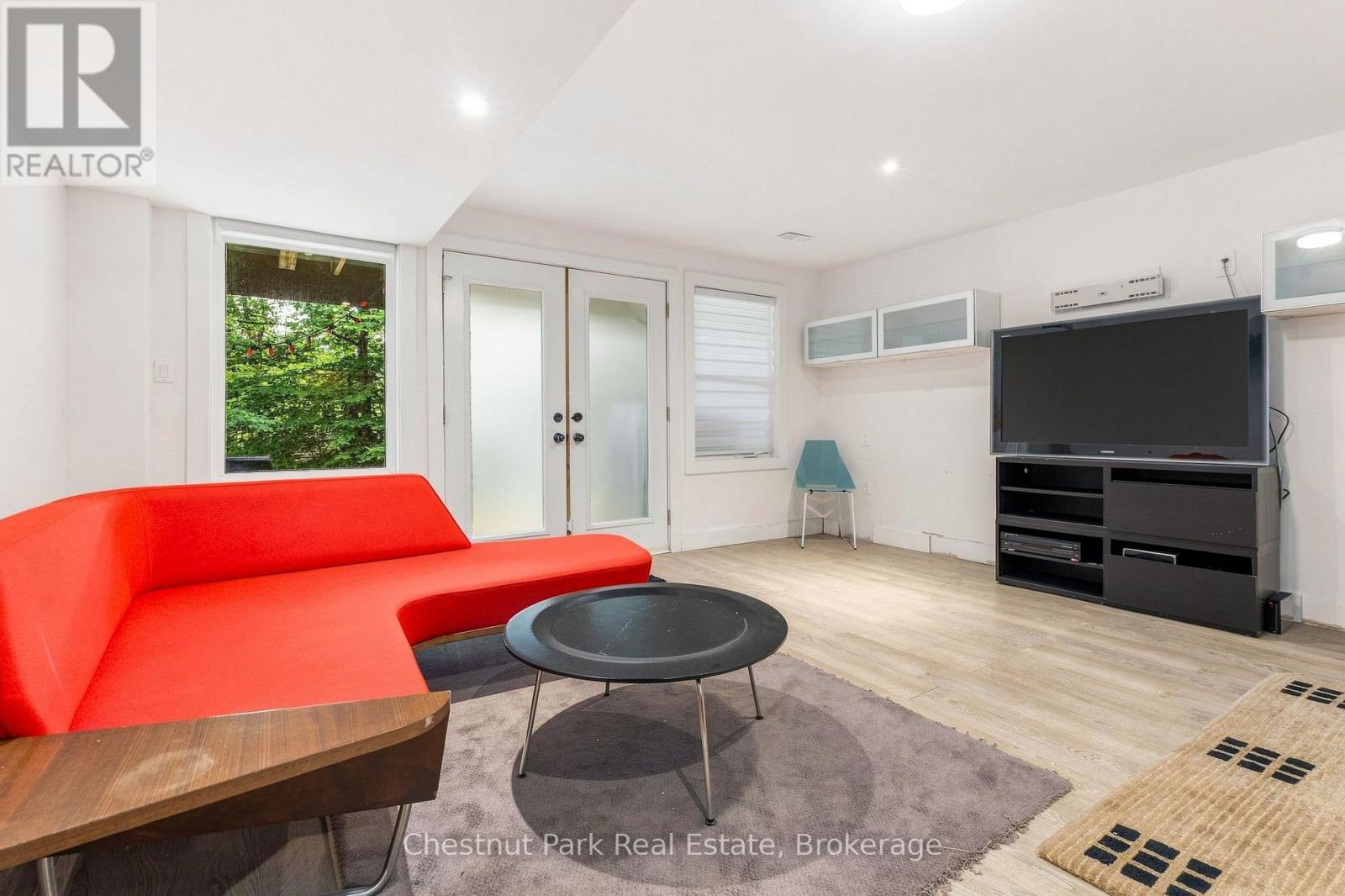 62 CARRICK TRAIL - Image 32