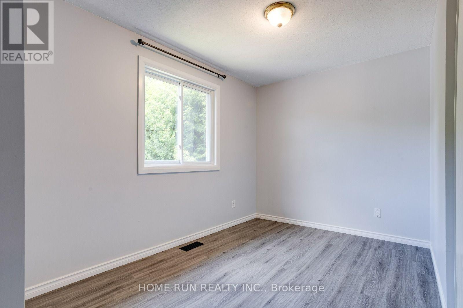 2 CARIBOU AVENUE - 25