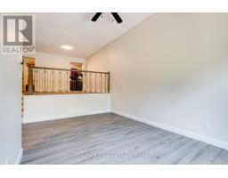 2 Caribou Avenue, Ottawa, ON K2S1M5 Photo 7