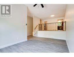2 Caribou Avenue, Ottawa, ON K2S1M5 Photo 9