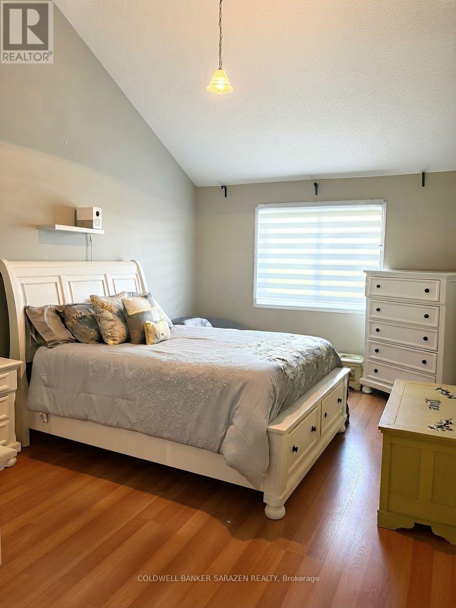 22 FRIEDAY STREET - 18
