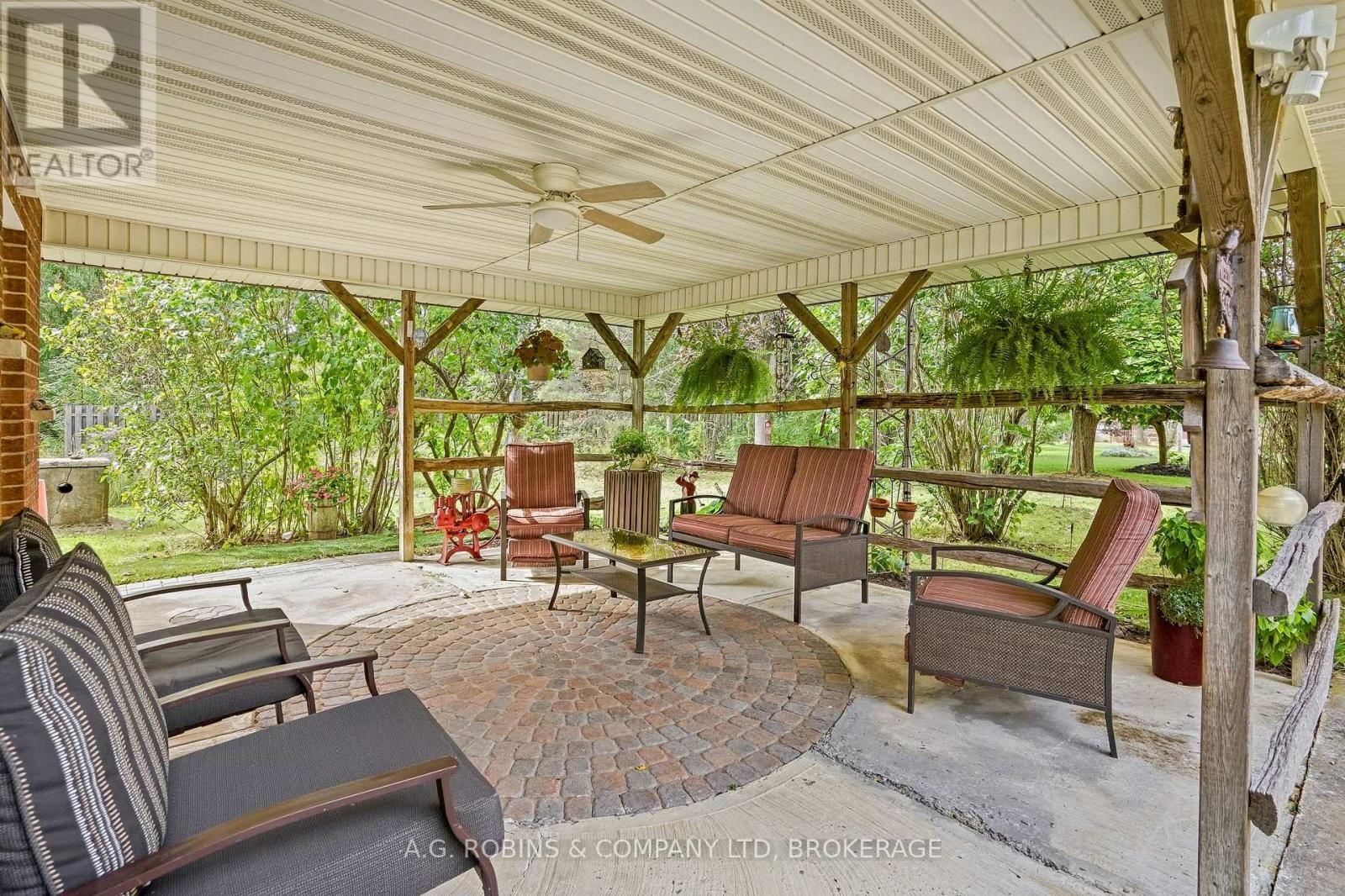 11573 3 HIGHWAY - 44